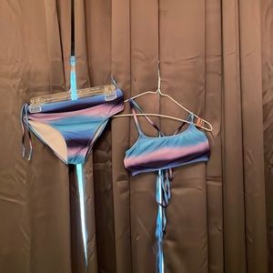 OPEN TO OFFERS!!!! GOOD CONDITION ‼️ITS NOT CROOKED‼️ TIE BACK, RUCHED SIDES